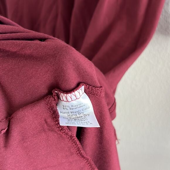 Fighting Eel Stretchy Maroon 3/4 Sleeve Dress Swing Shift Made in Paradise XS - Picture 5 of 7